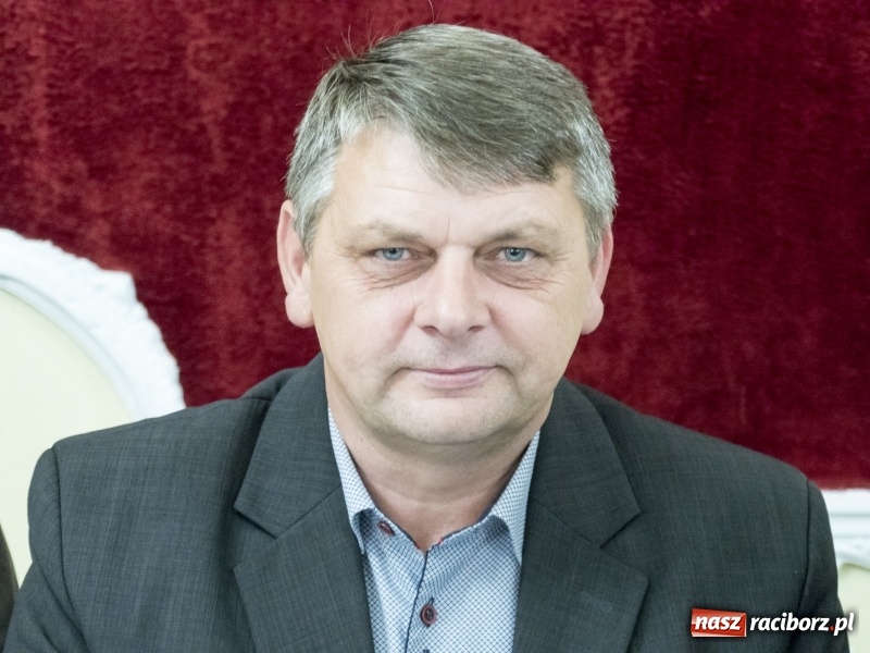 Zdjęcie w galerii na portalu naszraciborz.pl: Radosław Kasprzyk nowym przewodniczącym Rady Miejskiej w Kuźni Raciborskiej  wiadomości z regionu