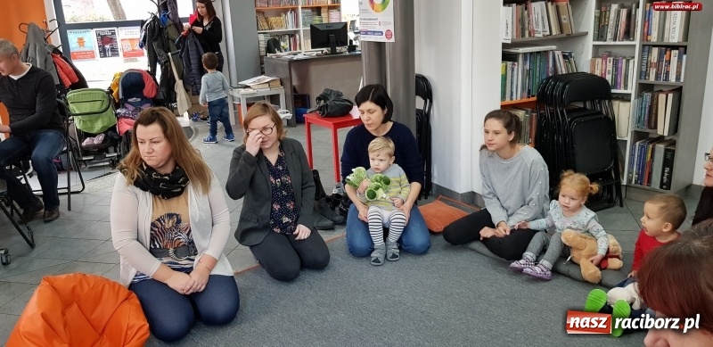 Zdjęcie w galerii na portalu naszraciborz.pl: Misie w Klubie Malucha w bibliotece na Ostrogu wiadomości z regionu