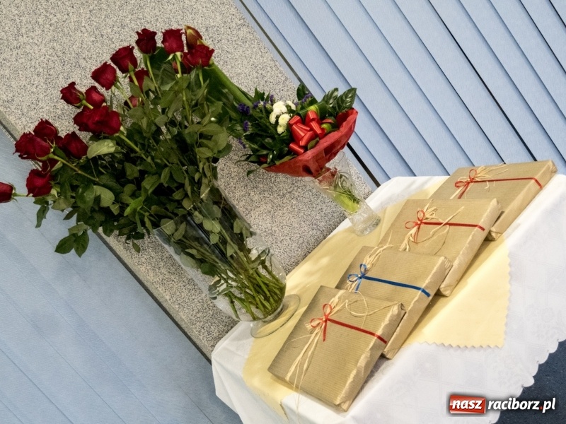 Zdjęcie w galerii na portalu naszraciborz.pl: Obchody Dnia Pracownika Socjalnego w Domu Pomocy Społecznej Złota Jesień  wiadomości z regionu