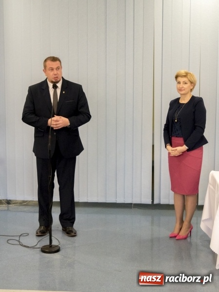 Zdjęcie w galerii na portalu naszraciborz.pl: Obchody Dnia Pracownika Socjalnego w Domu Pomocy Społecznej Złota Jesień  wiadomości z regionu