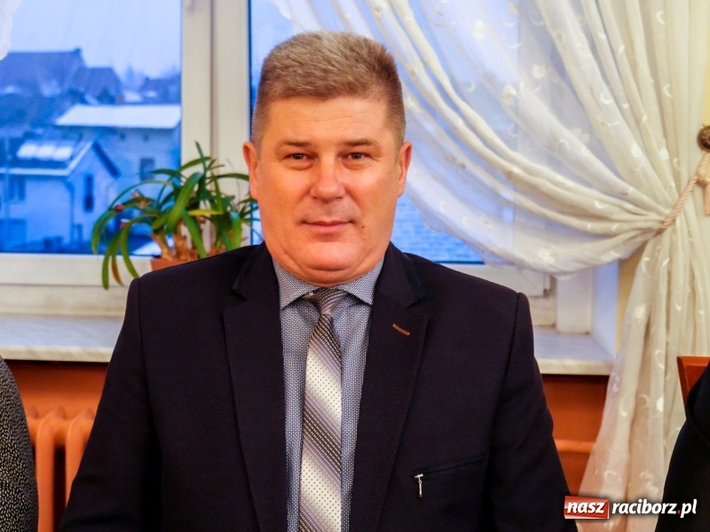 Zdjęcie w galerii na portalu naszraciborz.pl: Ślubowanie, wybory i obniżka pensji wójta. Pierwsze posiedzenie Rady Gminy w Pietrowicach Wielkich wiadomości z regionu