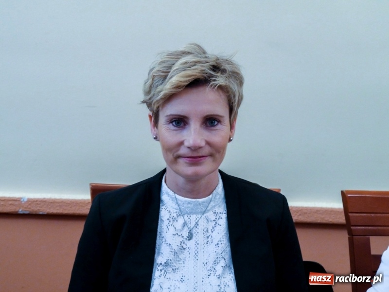 Zdjęcie w galerii na portalu naszraciborz.pl: Ślubowanie, wybory i obniżka pensji wójta. Pierwsze posiedzenie Rady Gminy w Pietrowicach Wielkich wiadomości z regionu