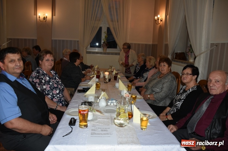 Zdjęcie w galerii na portalu naszraciborz.pl: Seniorzy z Chałupek pokazali, że potrafią się bawić wiadomości z regionu