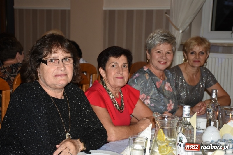 Zdjęcie w galerii na portalu naszraciborz.pl: Seniorzy z Chałupek pokazali, że potrafią się bawić wiadomości z regionu