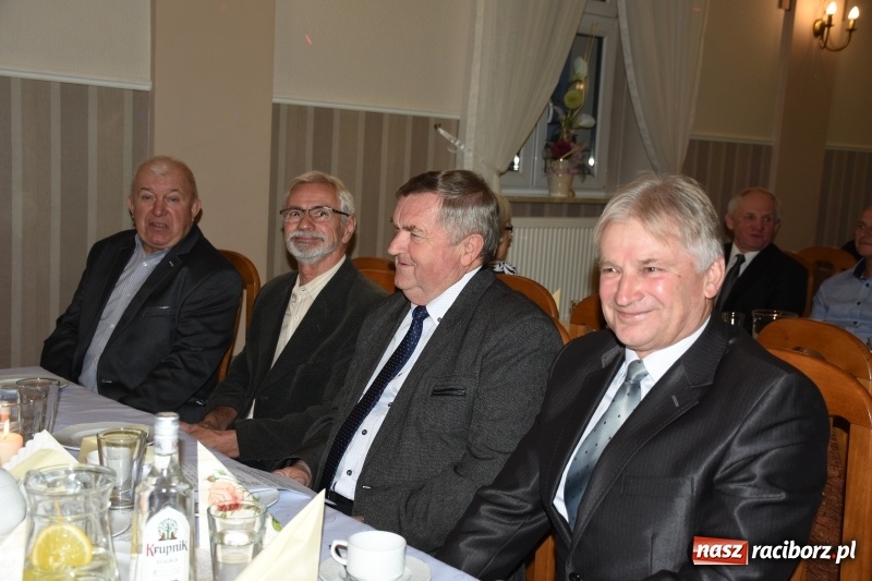 Zdjęcie w galerii na portalu naszraciborz.pl: Seniorzy z Chałupek pokazali, że potrafią się bawić wiadomości z regionu