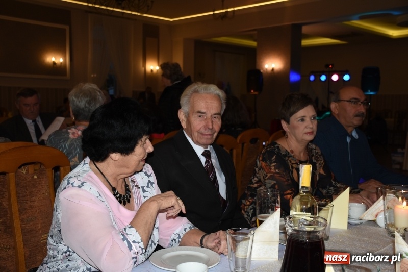 Zdjęcie w galerii na portalu naszraciborz.pl: Seniorzy z Chałupek pokazali, że potrafią się bawić wiadomości z regionu