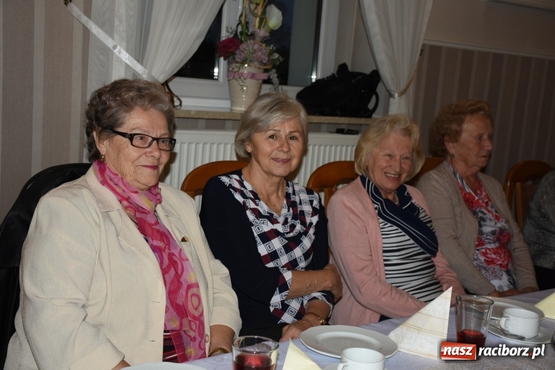 Zdjęcie w galerii na portalu naszraciborz.pl: Seniorzy z Chałupek pokazali, że potrafią się bawić wiadomości z regionu