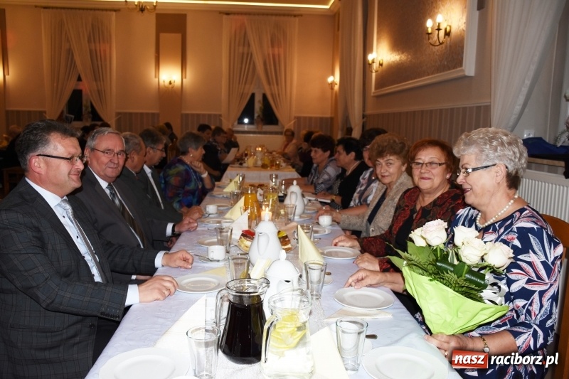 Zdjęcie w galerii na portalu naszraciborz.pl: Seniorzy z Chałupek pokazali, że potrafią się bawić wiadomości z regionu