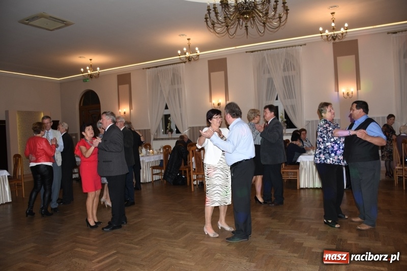 Zdjęcie w galerii na portalu naszraciborz.pl: Seniorzy z Chałupek pokazali, że potrafią się bawić wiadomości z regionu