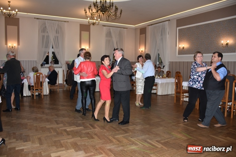 Zdjęcie w galerii na portalu naszraciborz.pl: Seniorzy z Chałupek pokazali, że potrafią się bawić wiadomości z regionu