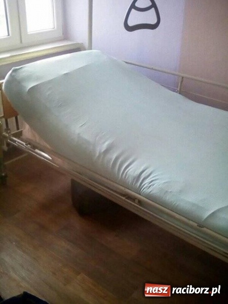 Zdjęcie w galerii na portalu naszraciborz.pl: Pilnie sprzedam łóżko szpitalne na pilot wiadomości z regionu
