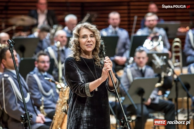 Zdjęcie w galerii na portalu naszraciborz.pl: Wyjątkowy koncert policyjnych muzyków w NOSPR wiadomości z regionu