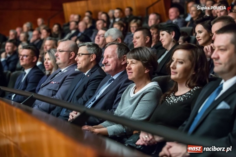 Zdjęcie w galerii na portalu naszraciborz.pl: Wyjątkowy koncert policyjnych muzyków w NOSPR wiadomości z regionu