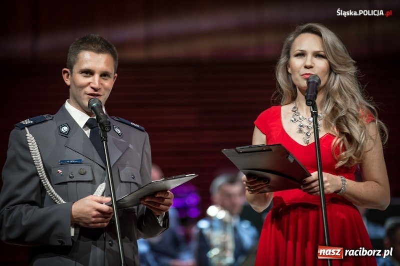 Zdjęcie w galerii na portalu naszraciborz.pl: Wyjątkowy koncert policyjnych muzyków w NOSPR wiadomości z regionu