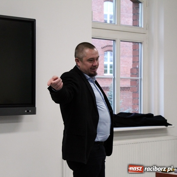 Zdjęcie w galerii na portalu naszraciborz.pl: Tydzień Konstytucyjny w ZSO nr 1 w Raciborzu wiadomości z regionu