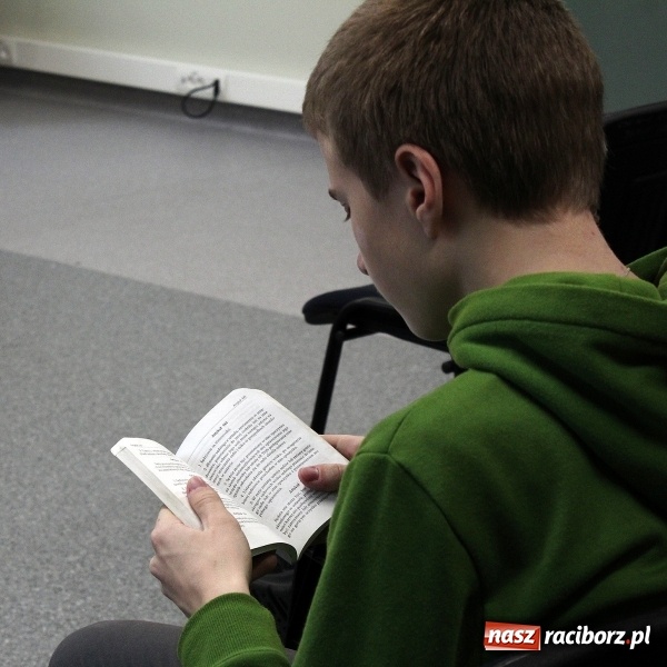 Zdjęcie w galerii na portalu naszraciborz.pl: Tydzień Konstytucyjny w ZSO nr 1 w Raciborzu wiadomości z regionu