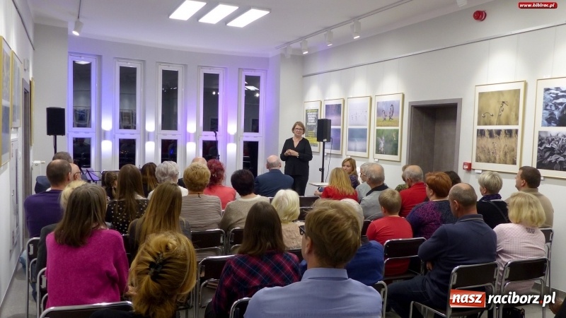 Zdjęcie w galerii na portalu naszraciborz.pl: Największa jest miłość. Rozstrzygnięcie V edycji konkursu literackiego w MiPBP wiadomości z regionu