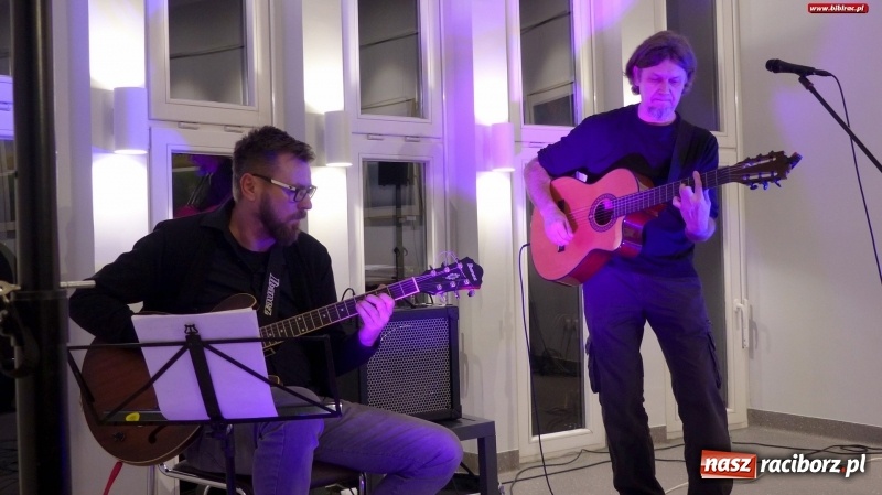 Zdjęcie w galerii na portalu naszraciborz.pl: Największa jest miłość. Rozstrzygnięcie V edycji konkursu literackiego w MiPBP wiadomości z regionu