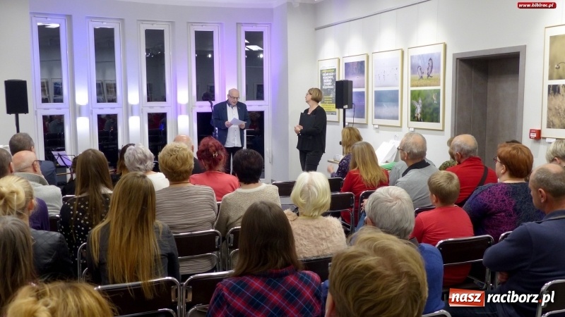 Zdjęcie w galerii na portalu naszraciborz.pl: Największa jest miłość. Rozstrzygnięcie V edycji konkursu literackiego w MiPBP wiadomości z regionu