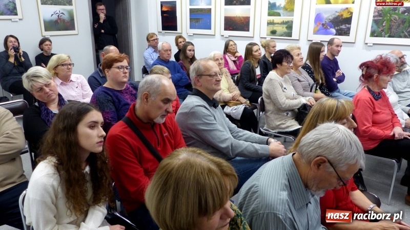 Zdjęcie w galerii na portalu naszraciborz.pl: Największa jest miłość. Rozstrzygnięcie V edycji konkursu literackiego w MiPBP wiadomości z regionu