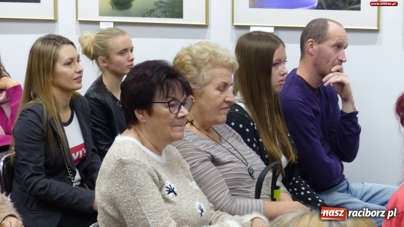 Zdjęcie w galerii na portalu naszraciborz.pl: Największa jest miłość. Rozstrzygnięcie V edycji konkursu literackiego w MiPBP wiadomości z regionu