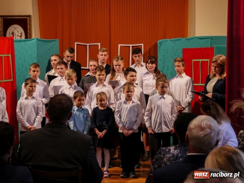 Zdjęcie w galerii na portalu naszraciborz.pl: Obchody Dnia Pracownika Socjalnego w Pogrzebieniu wiadomości z regionu