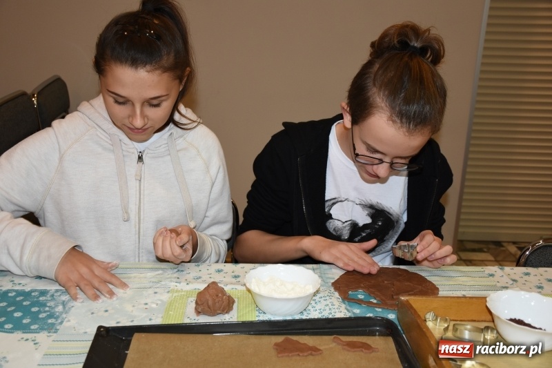 Zdjęcie w galerii na portalu naszraciborz.pl: Święto pieczonego ciasteczka w Tworkowie wiadomości z regionu