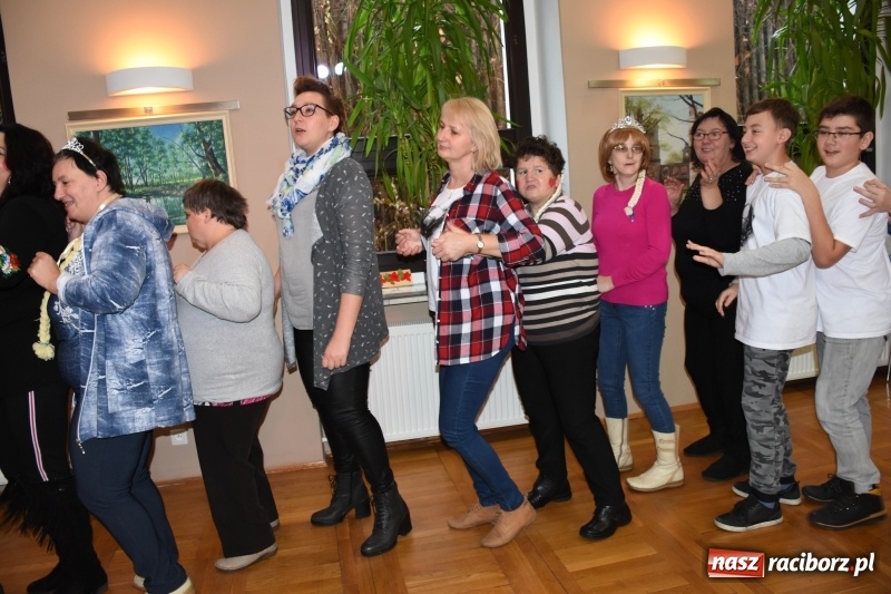 Zdjęcie w galerii na portalu naszraciborz.pl: Święto pieczonego ciasteczka w Tworkowie wiadomości z regionu