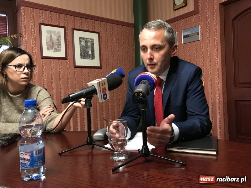 Zdjęcie w galerii na portalu naszraciborz.pl: Nic za swoje! Prezydent Dariusz Polowy określił cel swoich działań i odniósł się do pensji  wiadomości z regionu