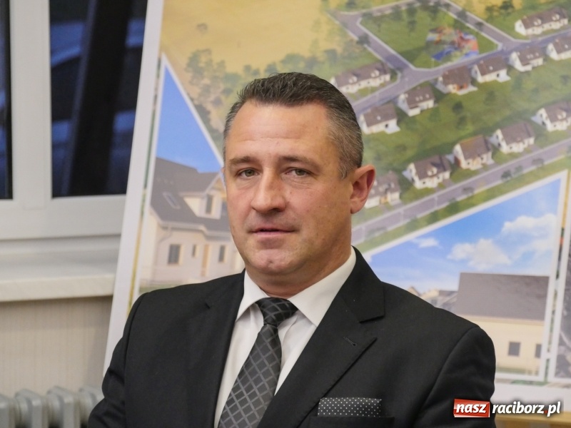 Zdjęcie w galerii na portalu naszraciborz.pl: Rada Gminy Kornowac nowej kadencji rozpoczęła pracę wiadomości z regionu