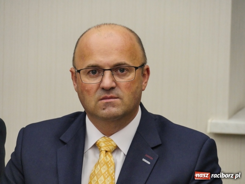 Zdjęcie w galerii na portalu naszraciborz.pl: Rada Gminy Kornowac nowej kadencji rozpoczęła pracę wiadomości z regionu