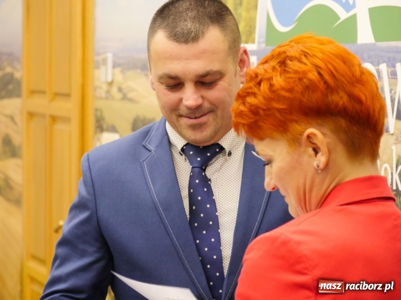 Zdjęcie w galerii na portalu naszraciborz.pl: Rada Gminy Kornowac nowej kadencji rozpoczęła pracę wiadomości z regionu