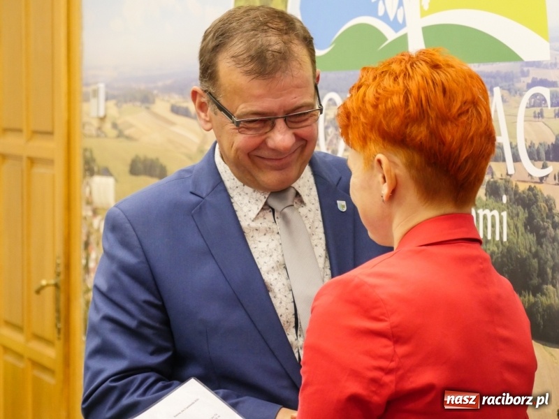 Zdjęcie w galerii na portalu naszraciborz.pl: Rada Gminy Kornowac nowej kadencji rozpoczęła pracę wiadomości z regionu