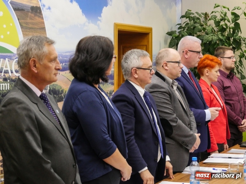 Zdjęcie w galerii na portalu naszraciborz.pl: Rada Gminy Kornowac nowej kadencji rozpoczęła pracę wiadomości z regionu