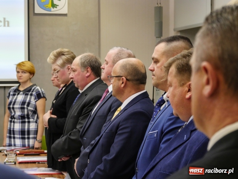 Zdjęcie w galerii na portalu naszraciborz.pl: Rada Gminy Kornowac nowej kadencji rozpoczęła pracę wiadomości z regionu