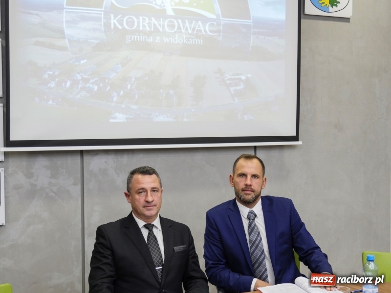 Zdjęcie w galerii na portalu naszraciborz.pl: Rada Gminy Kornowac nowej kadencji rozpoczęła pracę wiadomości z regionu