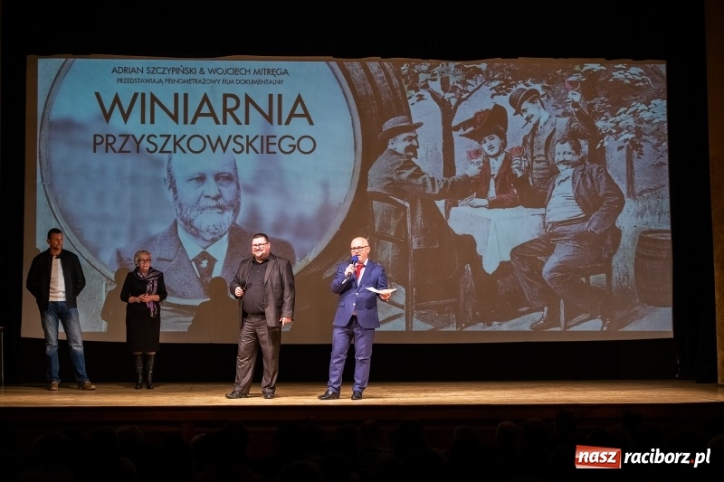 Zdjęcie w galerii na portalu naszraciborz.pl: Od królestwa wina do ruiny. Winiarnia Przyszkowskiego po premierze wiadomości z regionu