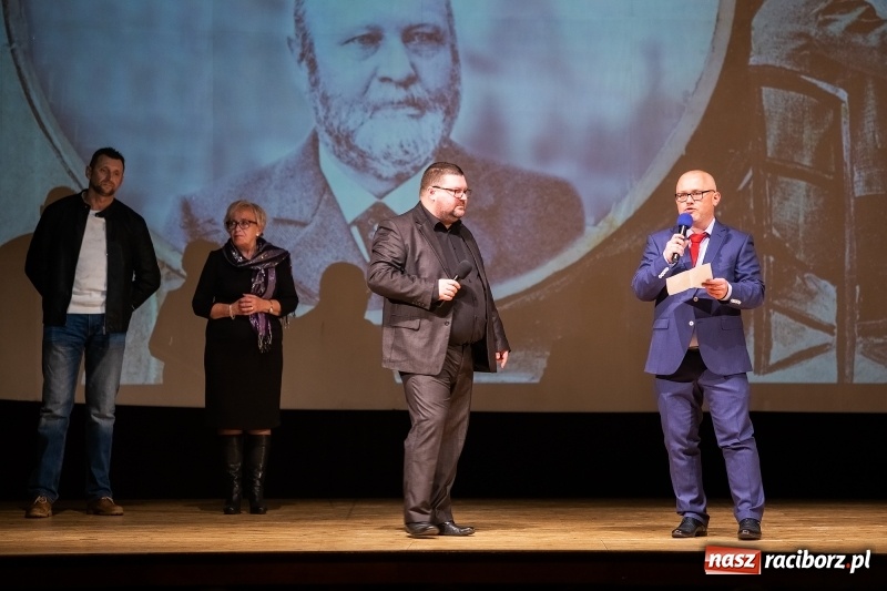 Zdjęcie w galerii na portalu naszraciborz.pl: Od królestwa wina do ruiny. Winiarnia Przyszkowskiego po premierze wiadomości z regionu