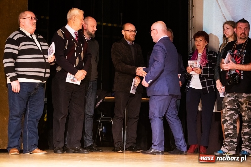 Zdjęcie w galerii na portalu naszraciborz.pl: Od królestwa wina do ruiny. Winiarnia Przyszkowskiego po premierze wiadomości z regionu