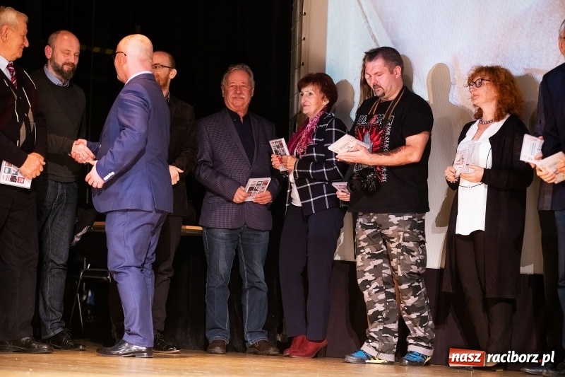 Zdjęcie w galerii na portalu naszraciborz.pl: Od królestwa wina do ruiny. Winiarnia Przyszkowskiego po premierze wiadomości z regionu