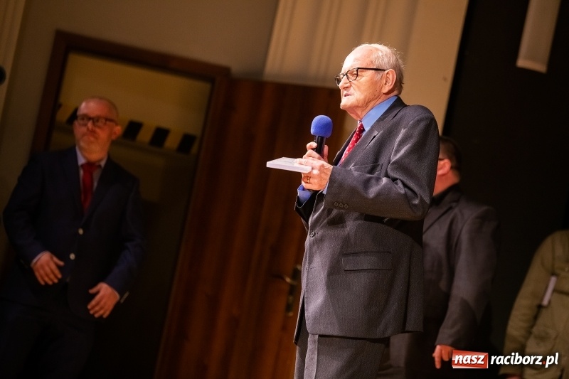 Zdjęcie w galerii na portalu naszraciborz.pl: Od królestwa wina do ruiny. Winiarnia Przyszkowskiego po premierze wiadomości z regionu