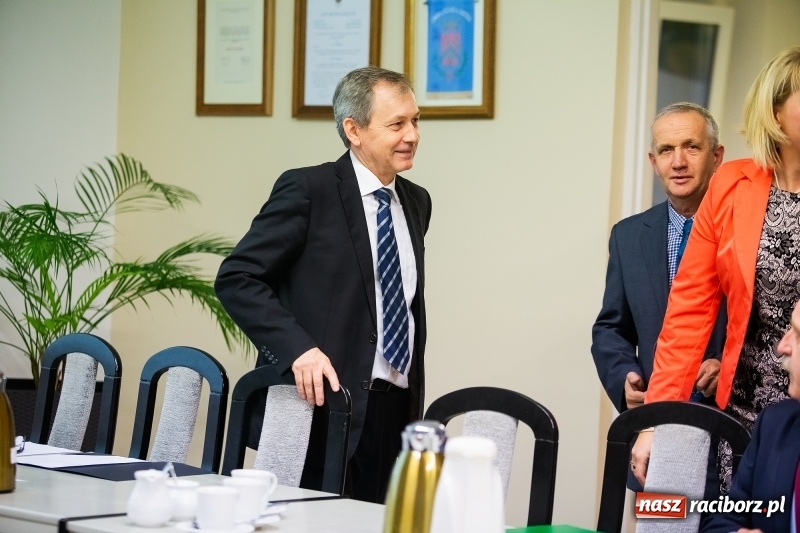 Zdjęcie w galerii na portalu naszraciborz.pl: W Rudniku zmiana warty. Nowy wójt, nowy przewodniczący  wiadomości z regionu