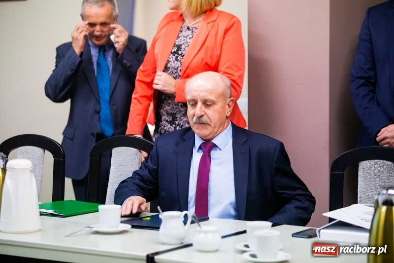 Zdjęcie w galerii na portalu naszraciborz.pl: W Rudniku zmiana warty. Nowy wójt, nowy przewodniczący  wiadomości z regionu