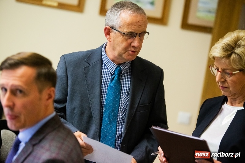 Zdjęcie w galerii na portalu naszraciborz.pl: W Rudniku zmiana warty. Nowy wójt, nowy przewodniczący  wiadomości z regionu