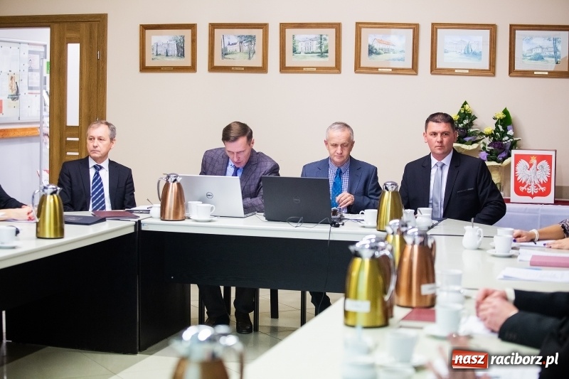 Zdjęcie w galerii na portalu naszraciborz.pl: W Rudniku zmiana warty. Nowy wójt, nowy przewodniczący  wiadomości z regionu