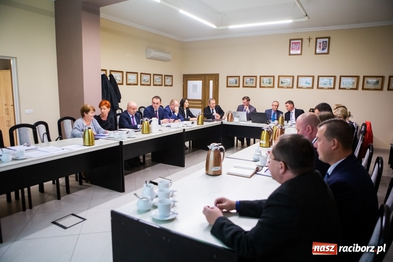 Zdjęcie w galerii na portalu naszraciborz.pl: W Rudniku zmiana warty. Nowy wójt, nowy przewodniczący  wiadomości z regionu