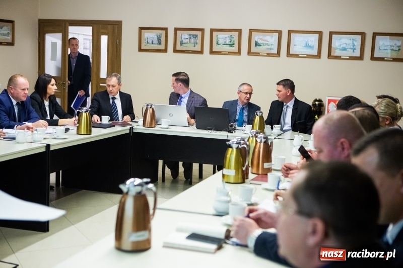 Zdjęcie w galerii na portalu naszraciborz.pl: W Rudniku zmiana warty. Nowy wójt, nowy przewodniczący  wiadomości z regionu