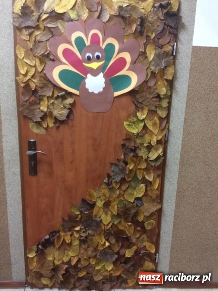 Zdjęcie w galerii na portalu naszraciborz.pl: Thanksgiving Day – dzień kultury amerykańskiej w pietrowickiej szkole wiadomości z regionu