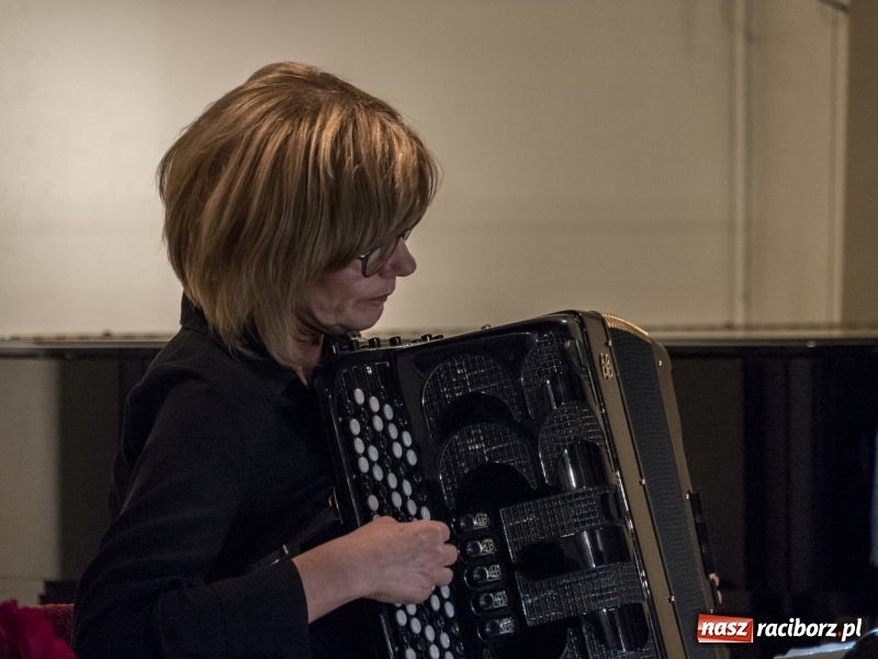 Zdjęcie w galerii na portalu naszraciborz.pl: Raciborski konkurs akordeonowy. Amalgalis na finał  wiadomości z regionu