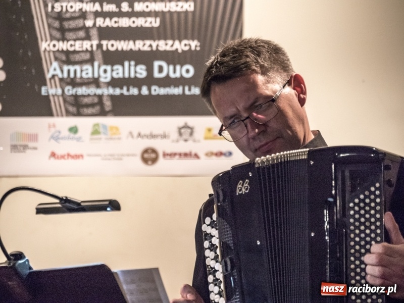 Zdjęcie w galerii na portalu naszraciborz.pl: Raciborski konkurs akordeonowy. Amalgalis na finał  wiadomości z regionu